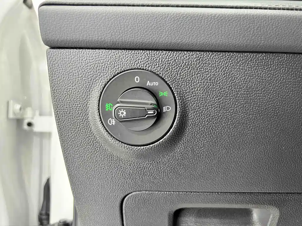 Volkswagen Tharu 2022 280TSI 2WD Luxury Edition