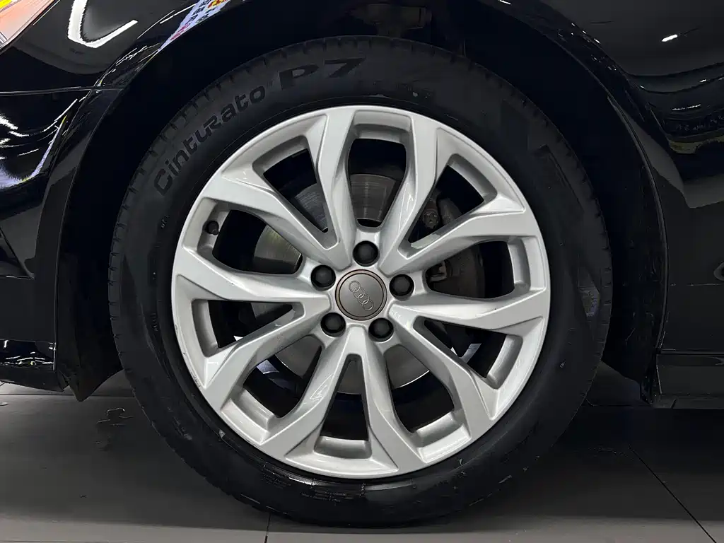 Audi A6L 2018 30th Anniversary Edition 35 TFSI Fashion Trim