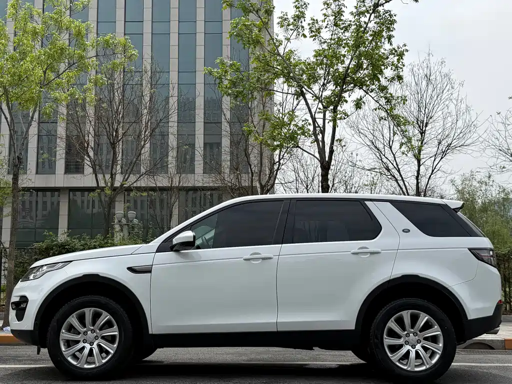 Land Rover Discovery Sport 2018 240PS SE