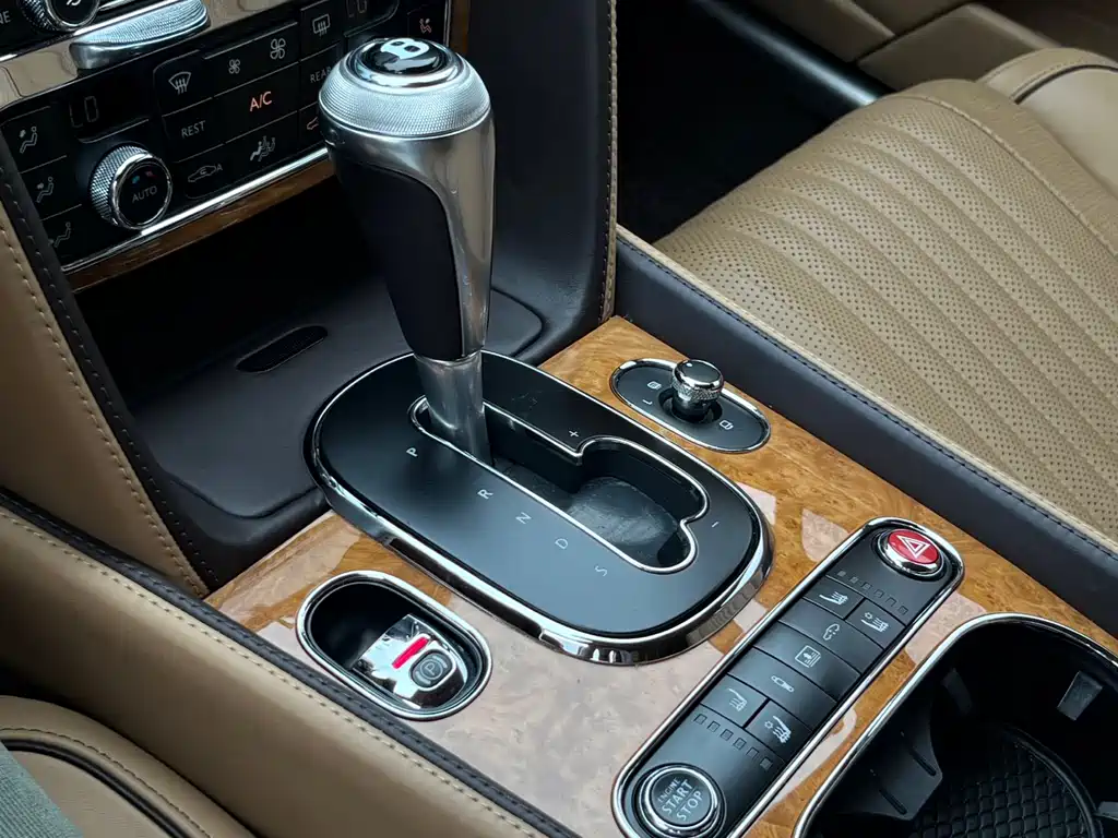 Bentley Flying Spur 2017 4.0T V8 S Standard Edition