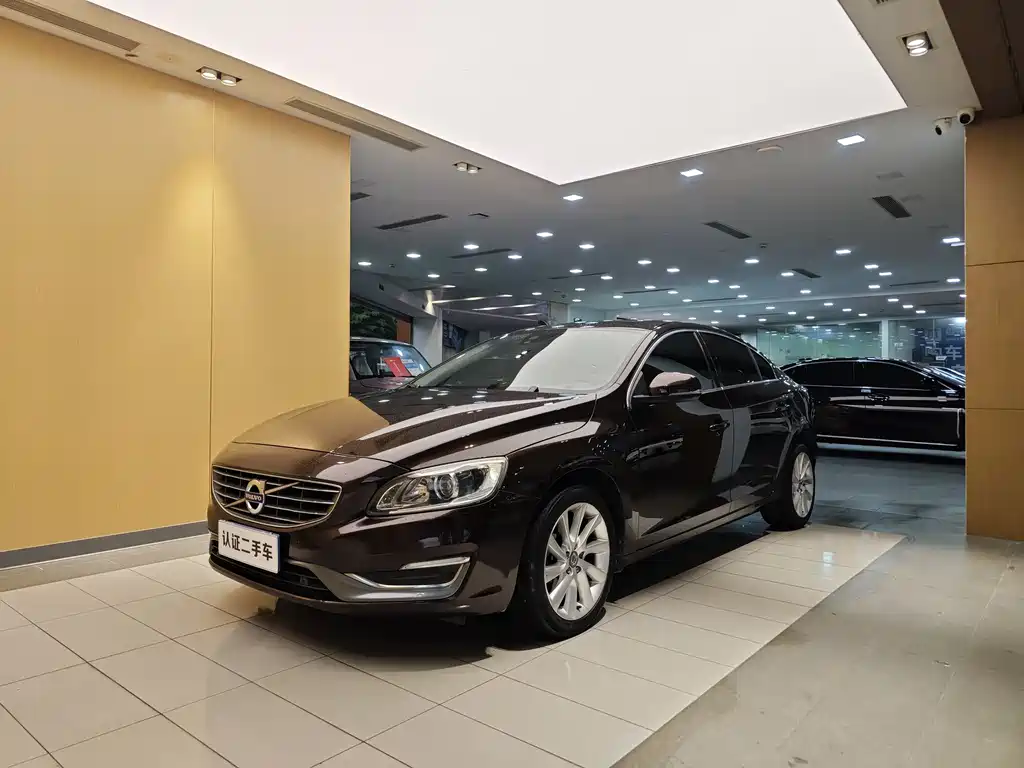 Volvo S60L 2018 T4 Zhiyuan Edition