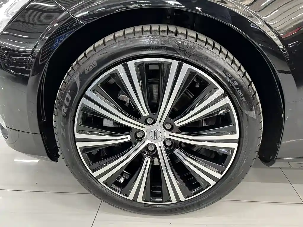 Volvo S90 2024 B5 Inscription