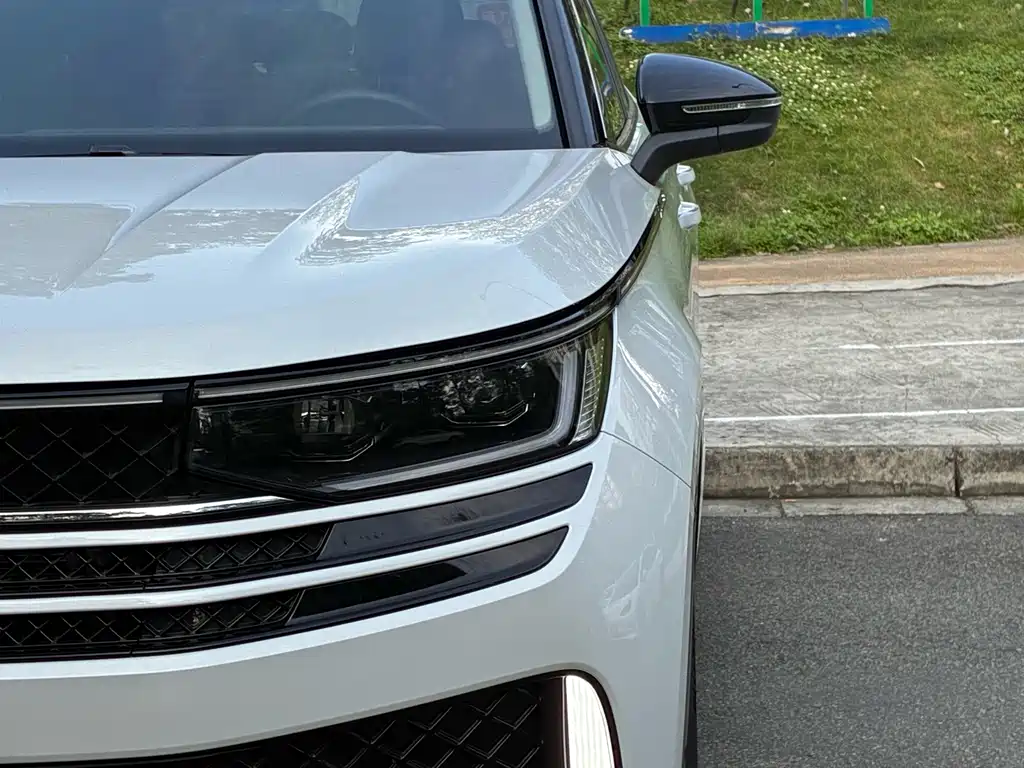 Volkswagen Tavendor 2023 380TSI AWD R-Line Edition