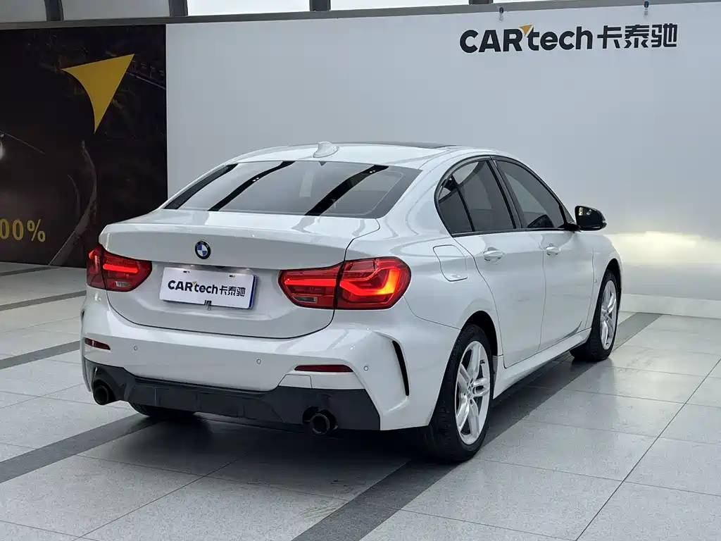 BMW 1 Series 2021 120i M Sport Night Edition