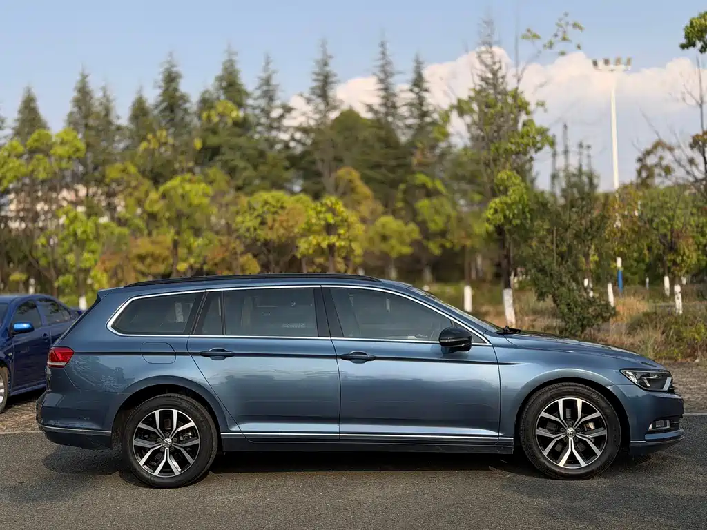 Volkswagen Passat Alltrack 2018 380TSI FWD Comfort