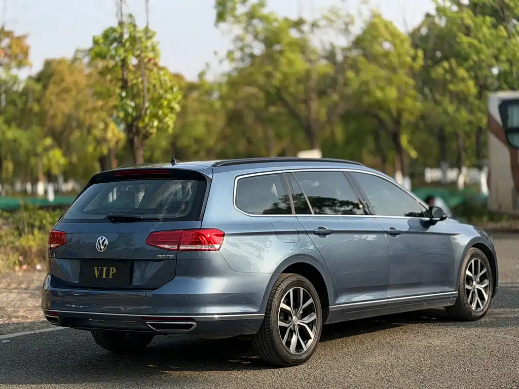 Volkswagen Passat Alltrack 2018 380TSI FWD Comfort
