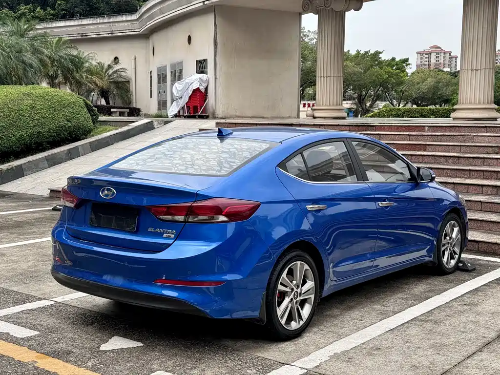 Hyundai Elantra 2016 1.6L Automatic Elite Edition