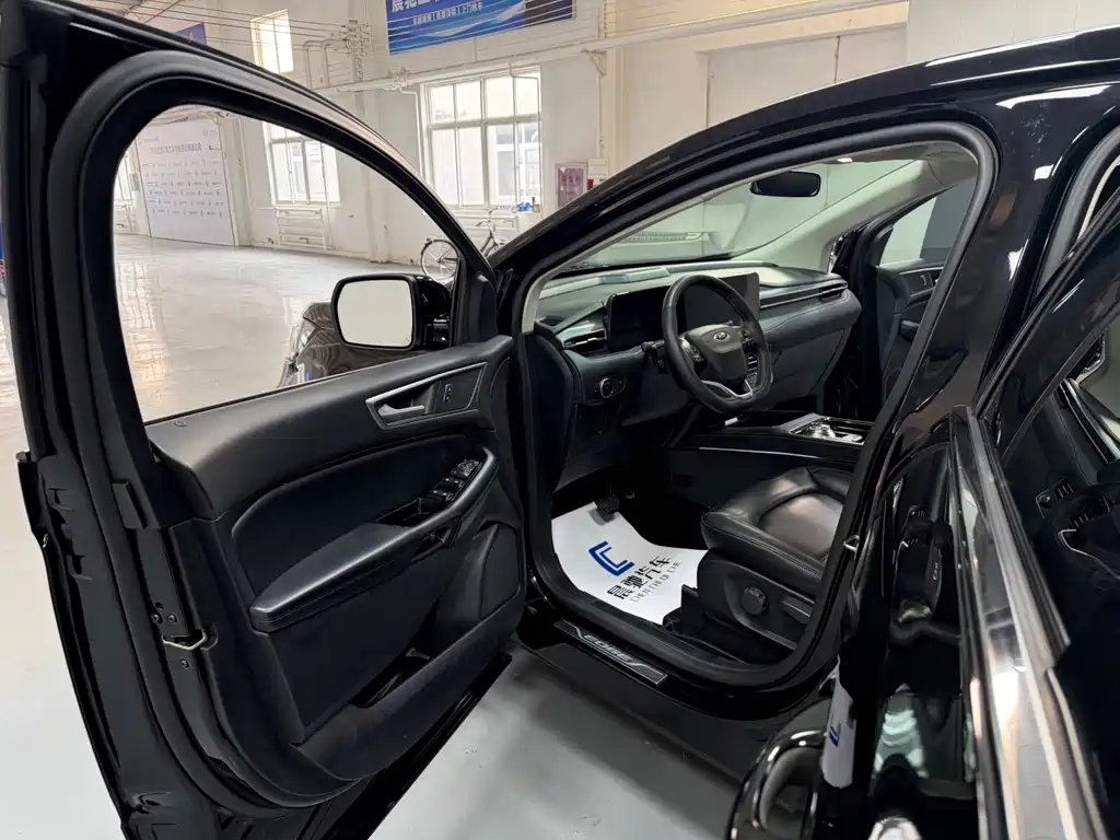 Edge 2021 PLUS EcoBoost 245 FWD Elite 5-Seater