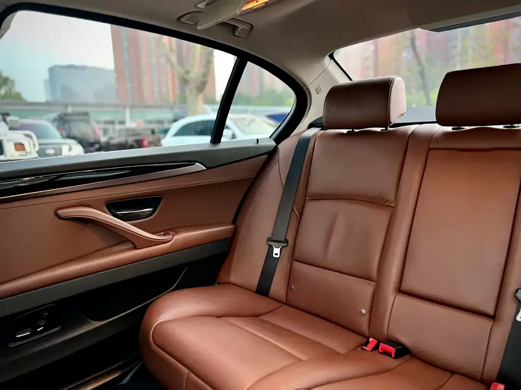 BMW 5 Series 2014 525Li xDrive Luxury Line