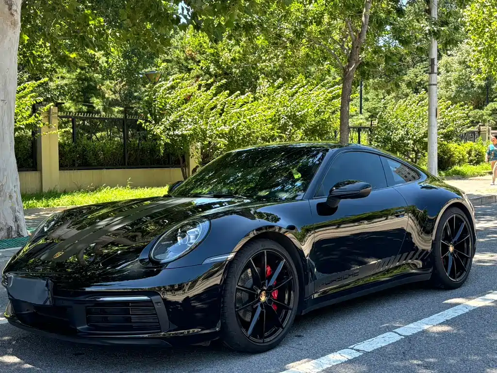 Porsche 911 Carrera 3.0T 2022