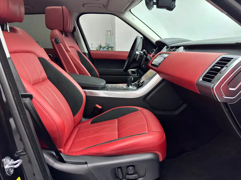 Range Rover Sport 2021 3.0L6 Black Edition
