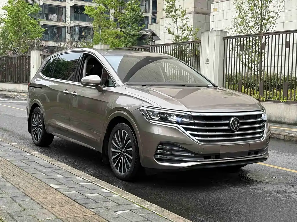 Viloran 2020 380TSI Prestige Edition
