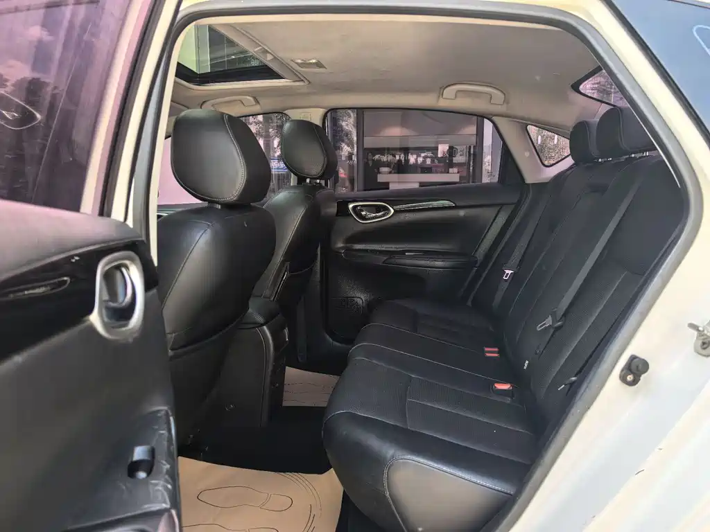 Nissan Sylphy 2016 1.6XL CVT Premium Edition
