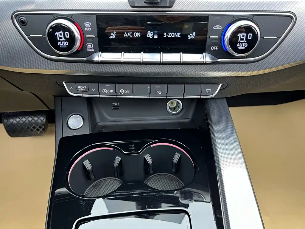 Audi A5 2024 Sportback 40 TFSI Fashion Dynamic