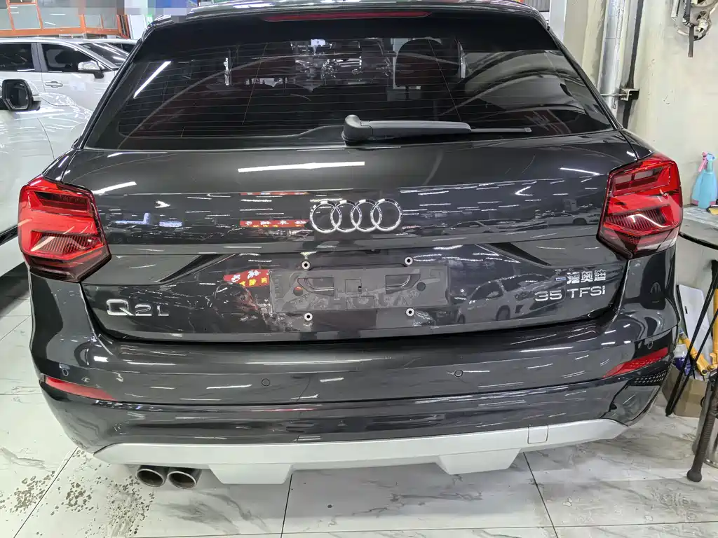 Audi Q2L 2018 35 TFSI Fashion Elegant Edition China VI