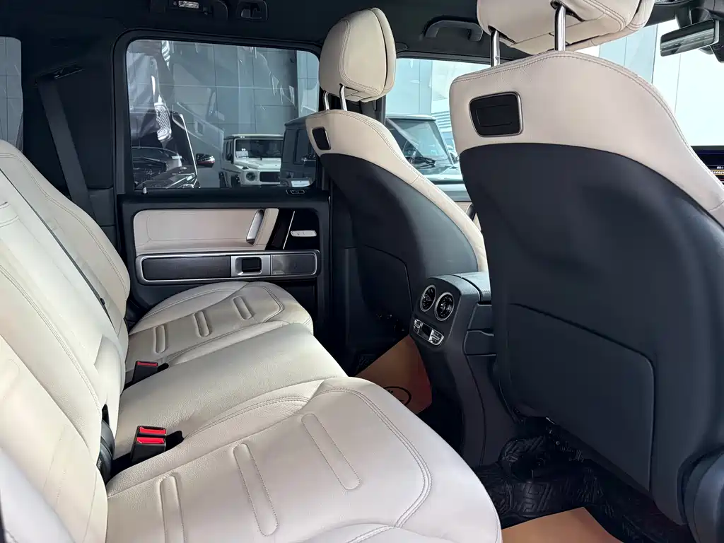 Mercedes-Benz G-Class 2024 G 350