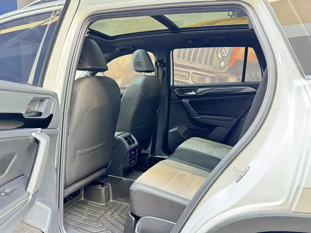 Volkswagen Tayron 2021 380TSI AWD R-Line Connected Edition