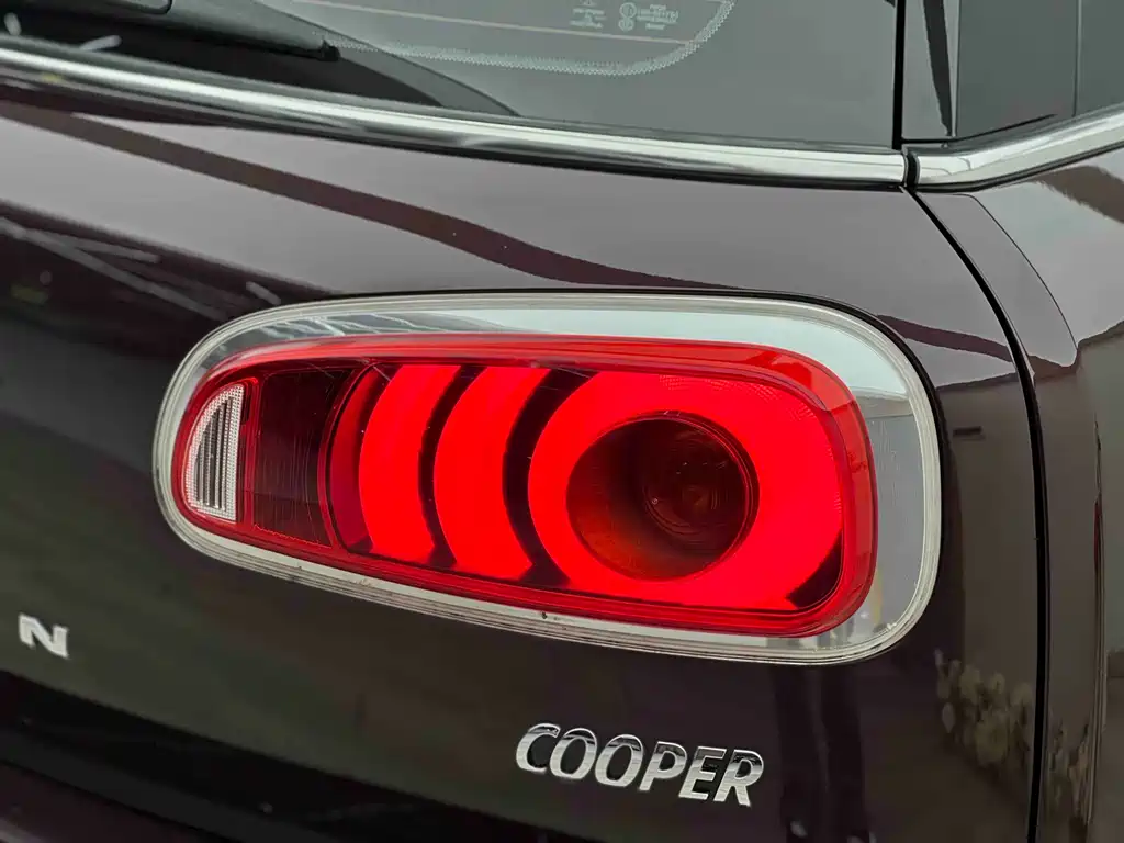 MINI Clubman 2016 Facelift 1.5T Cooper Connoisseur Edition