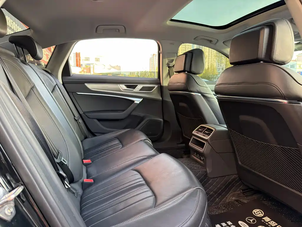Audi A6L 2024 40 TFSI Luxury Elegant