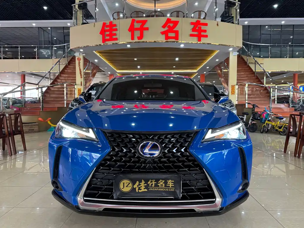 Lexus UX 2019 260h F Sport China V
