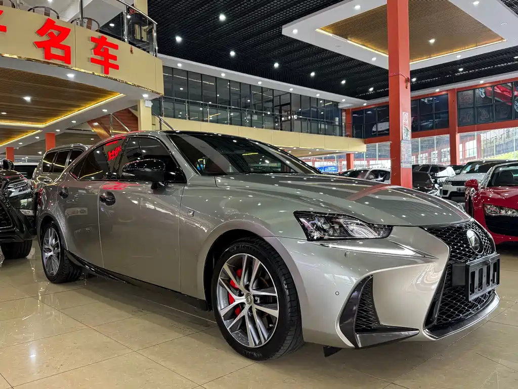 Lexus IS 2017 300 F SPORT