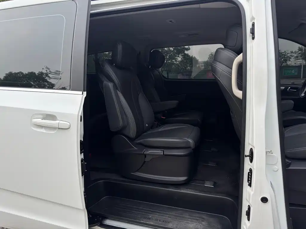 Maxus G20 2023 ES 2.0T Gasoline Automatic Value Travel Edition