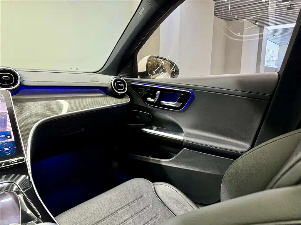 Mercedes-Benz C-Class 2023 Facelift II C 260 L Sport