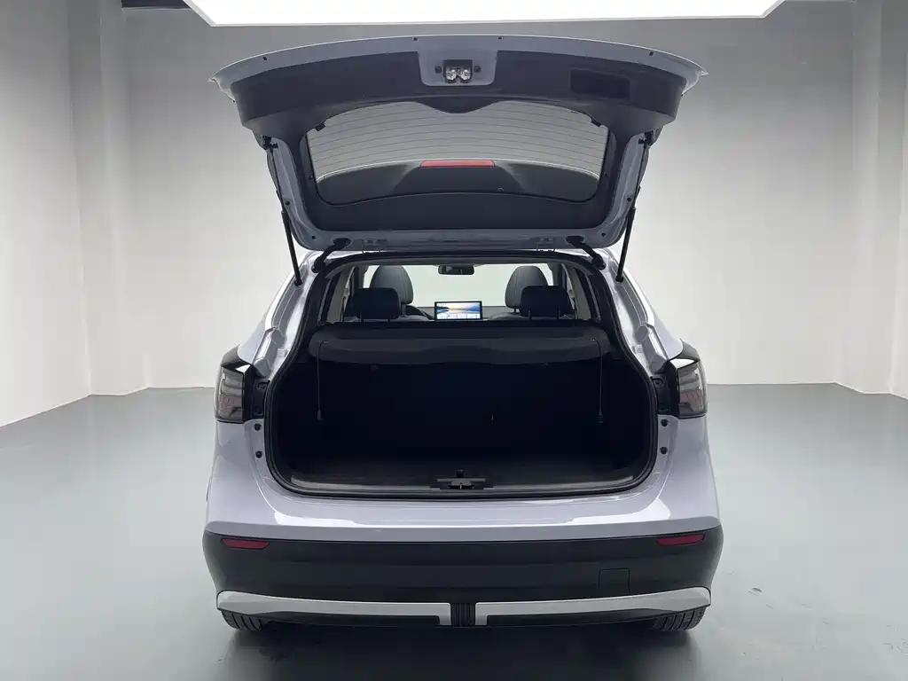 Nissan Qashqai 2025 Honor 2.0L CVT XV+ Leading Edition