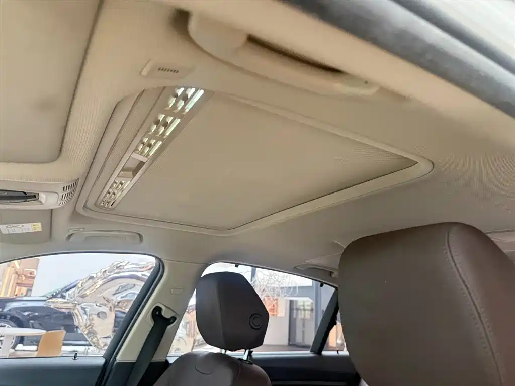 BMW 3 Series 2018 320Li Fashion Edition