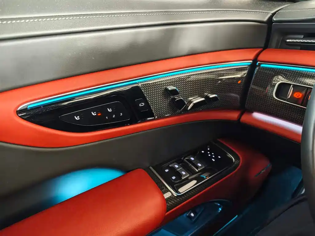 Hongqi Jin Kui Hua Guoya 2024 3.0T V6