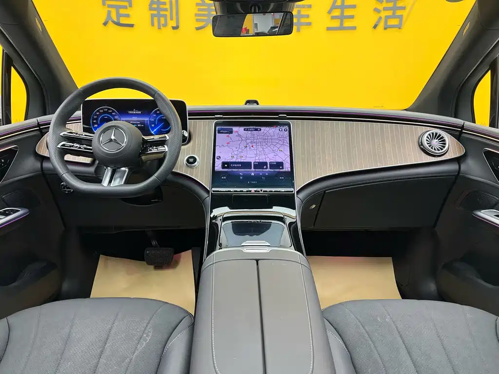 Mercedes-Benz EQE SUV 2023 350 4MATIC Pioneer Edition