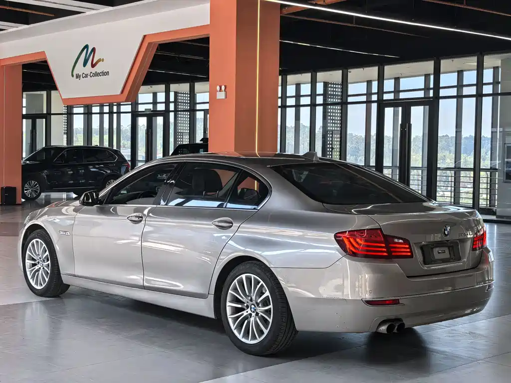 BMW 5 Series 2017 525Li Luxury Design Package