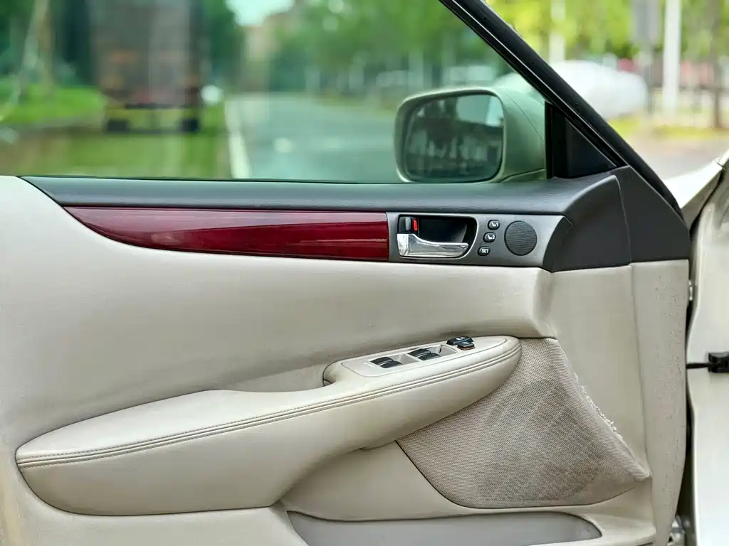 Lexus ES 2004 300