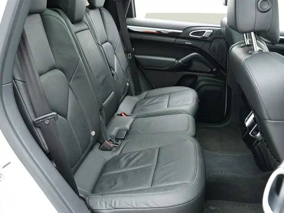 Porsche Cayenne 2011 3.0T