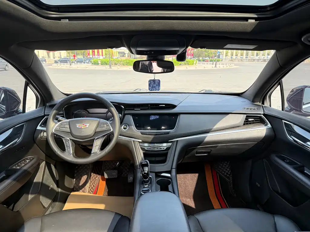 Cadillac XT5 2.0T Luxury FWD 2022