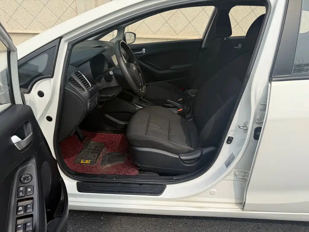 Kia K3S 2014 1.6L Automatic GL
