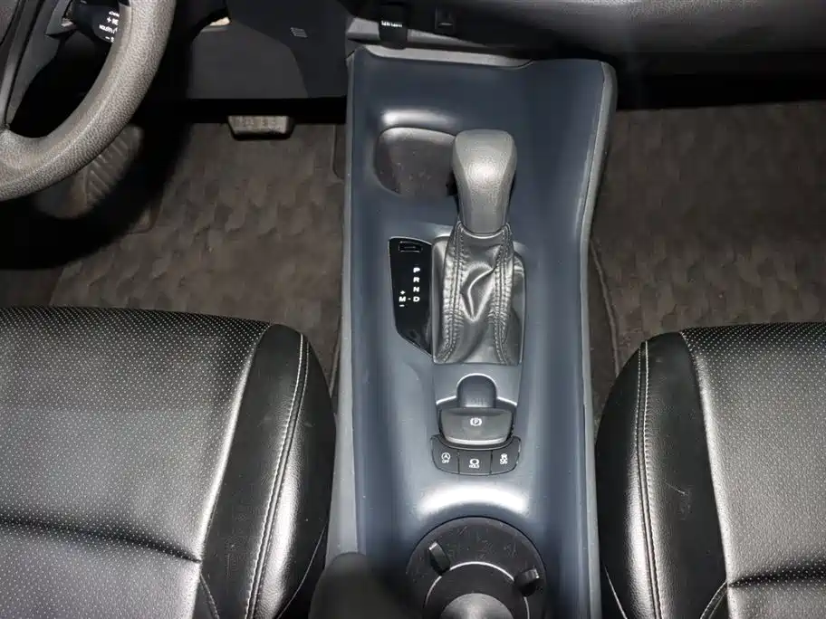 Toyota IZOA 2021 2.0L Yixiang Edition