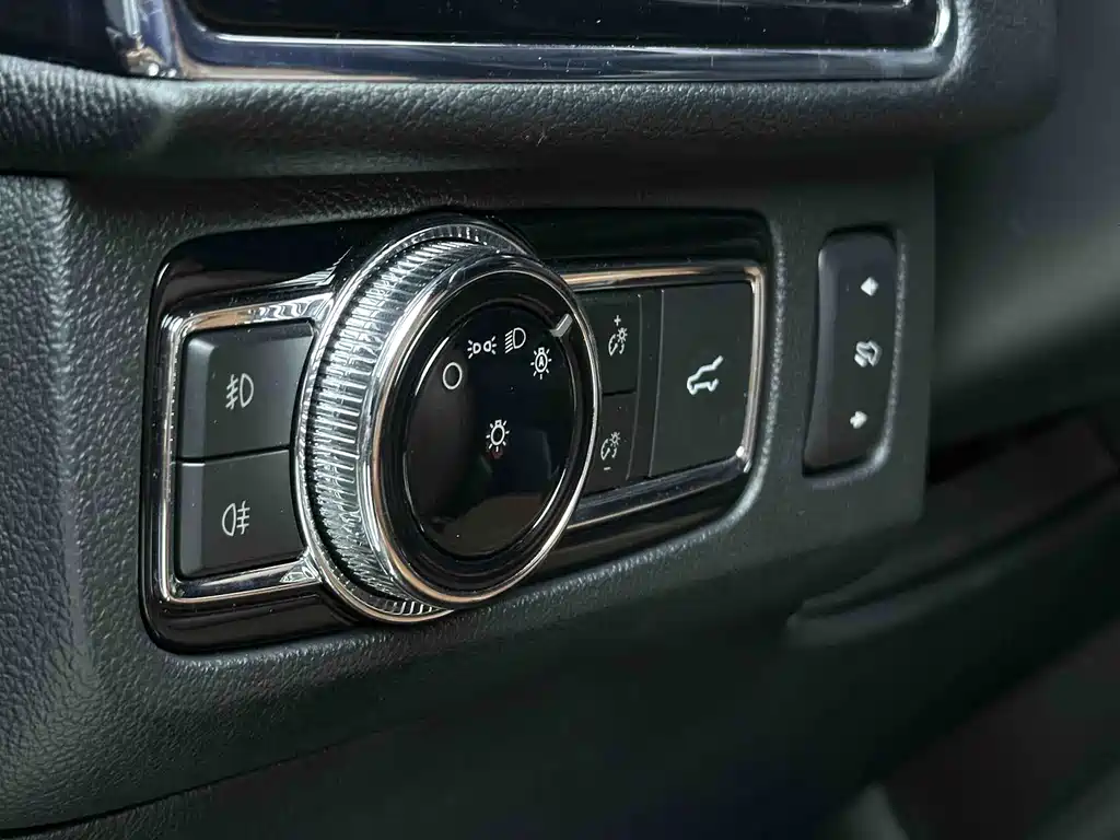 Lincoln Navigator 2018 3.5T Reserve Edition China V
