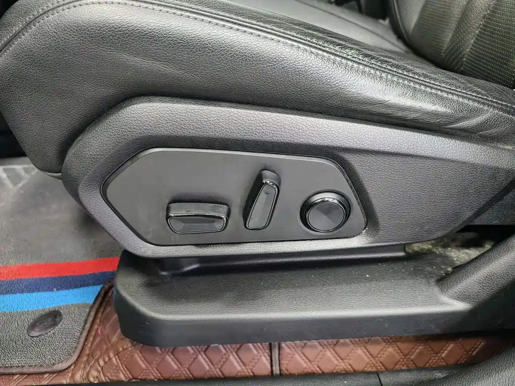 NIO ES8 2018 355km Base Edition 7-seat