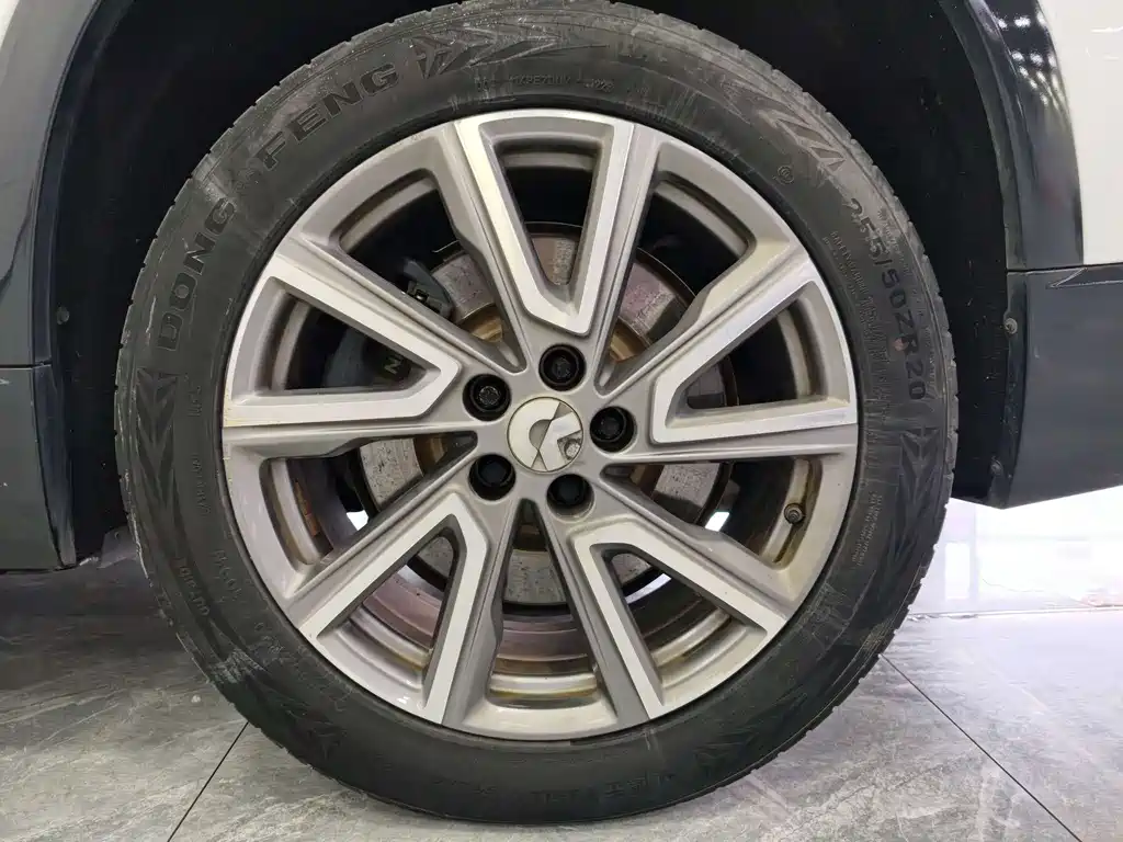 NIO ES8 2018 355km Base Edition 7-seat