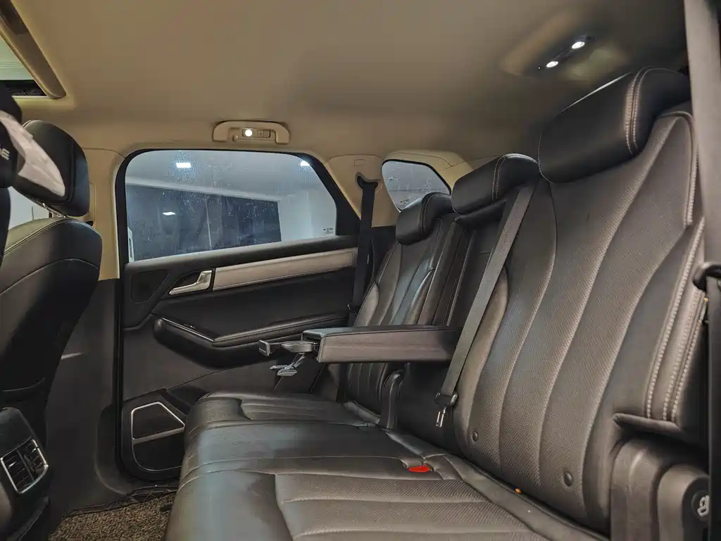 BYD Tang 2019 2.0T Automatic Intelligent Connected Zunyue Edition 7-Seater China VI
