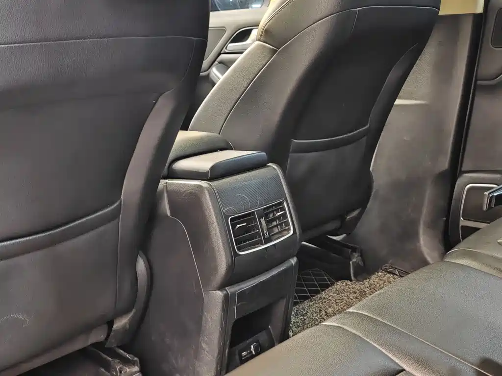 BYD Tang 2019 2.0T Automatic Intelligent Connected Zunyue Edition 7-Seater China VI