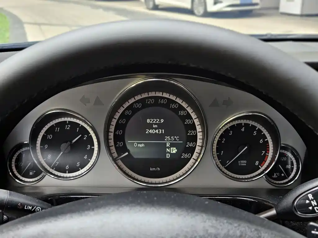 Mercedes-Benz E-Class 2011 E 300 L Fashion Luxury Edition