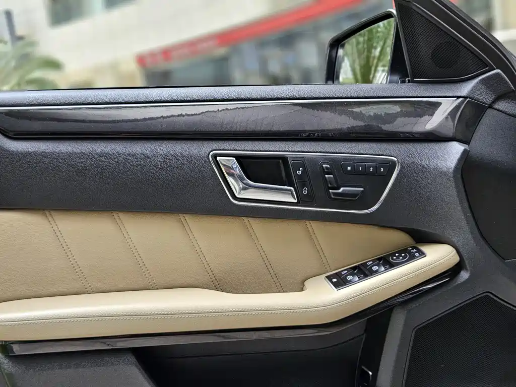 Mercedes-Benz E-Class 2011 E 300 L Fashion Luxury Edition