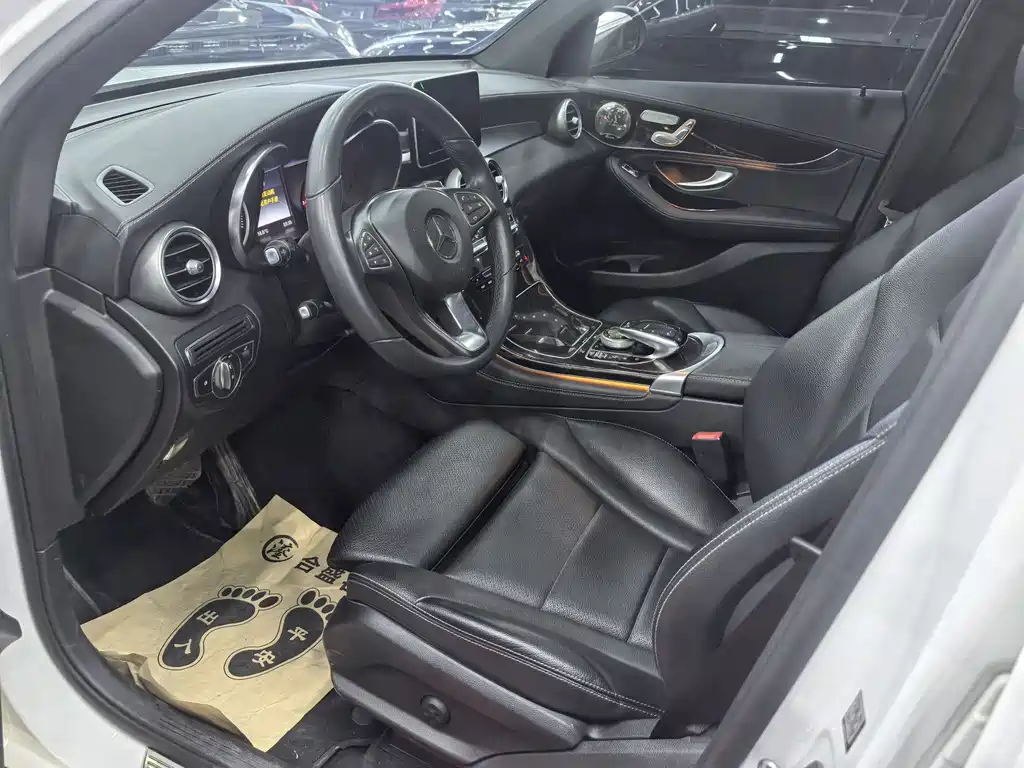 Mercedes-Benz GLC 260 4MATIC