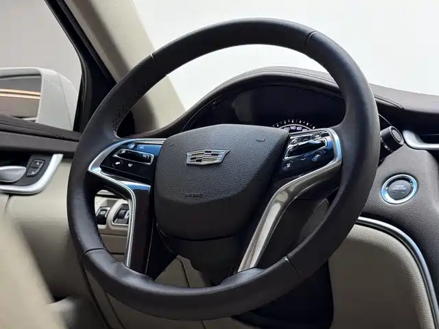 Cadillac XTS 2017 28T Technical