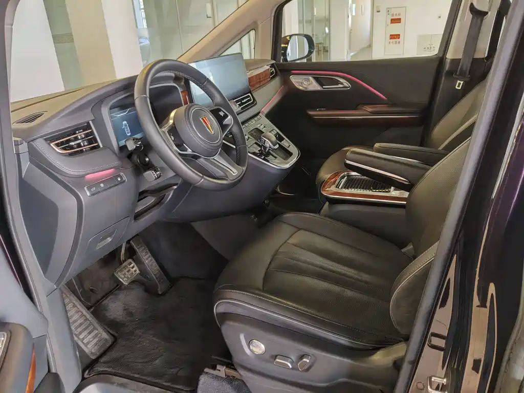 Hongqi HQ9 PHEV 2024 2.0T AWD Luxury Edition