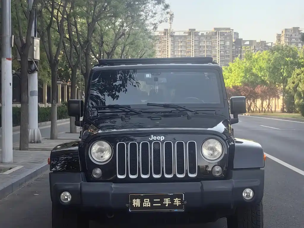 Jeep Wrangler 2017 3.0L Sahara 4-Door Comfort Edition