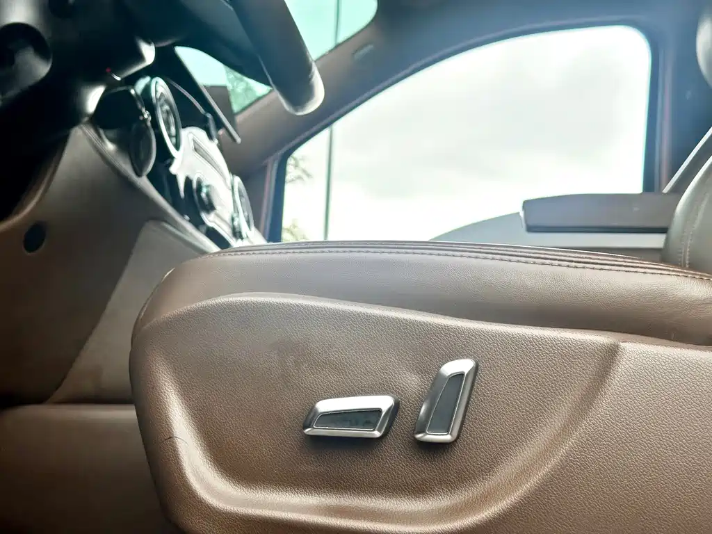 Vito 2018 2.0T Business Edition China V