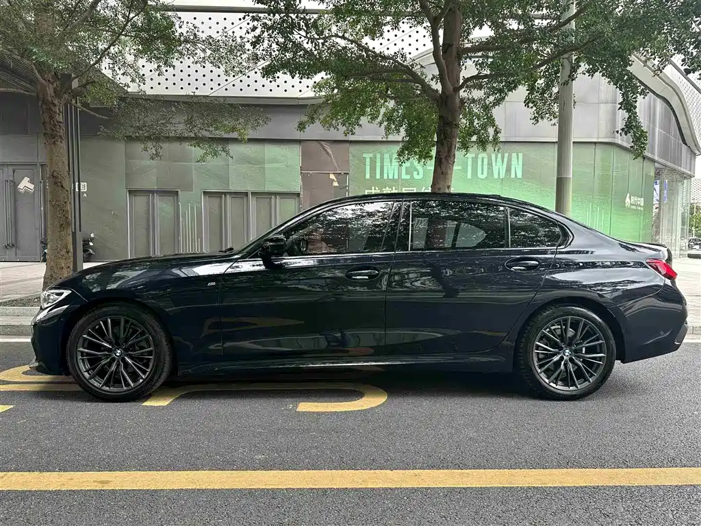 BMW 3 Series 2021 325Li M Sport Night Package